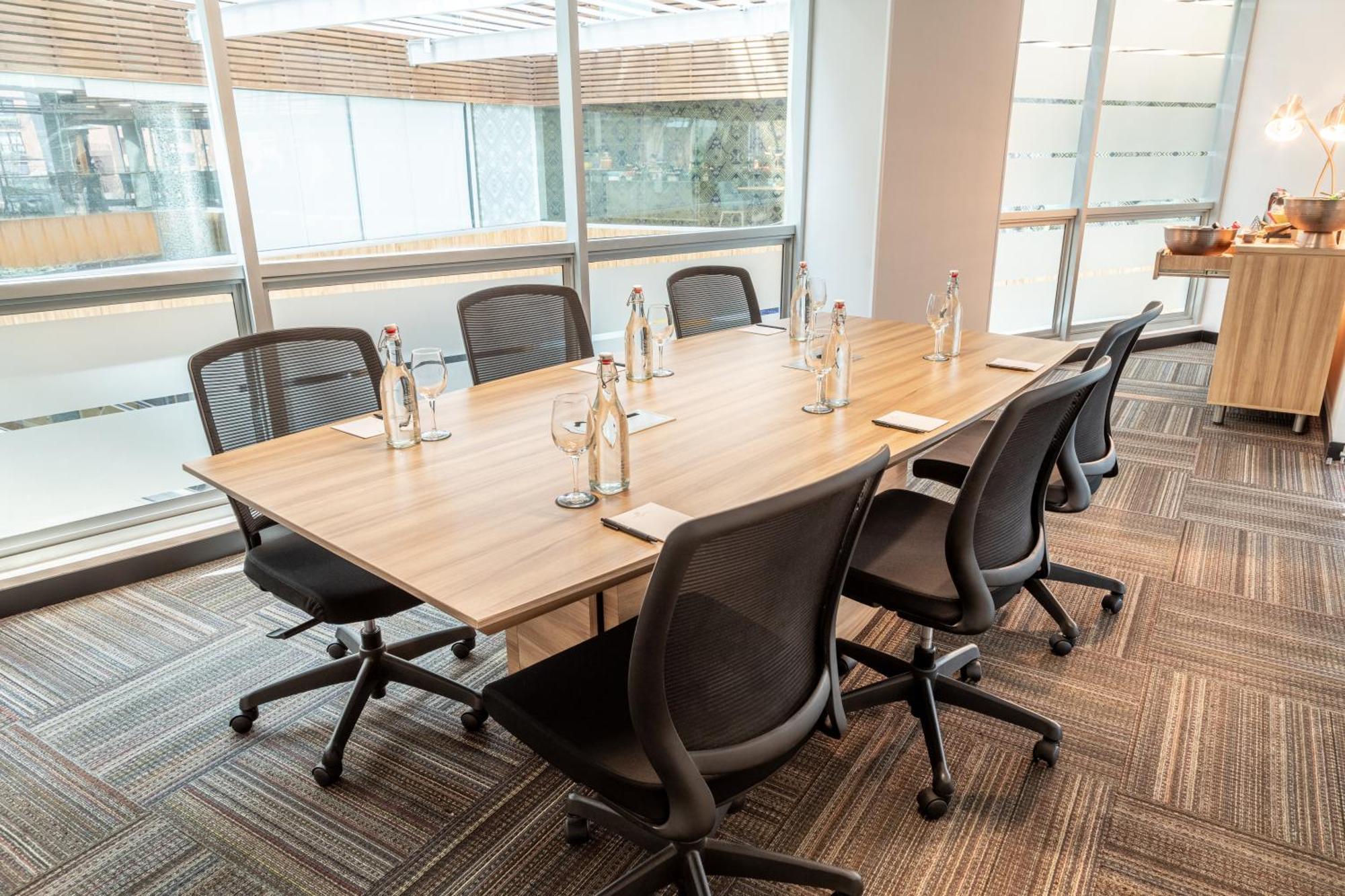 Sonesta Hotel Bogota Exterior photo A meeting room at the University of Nottingham