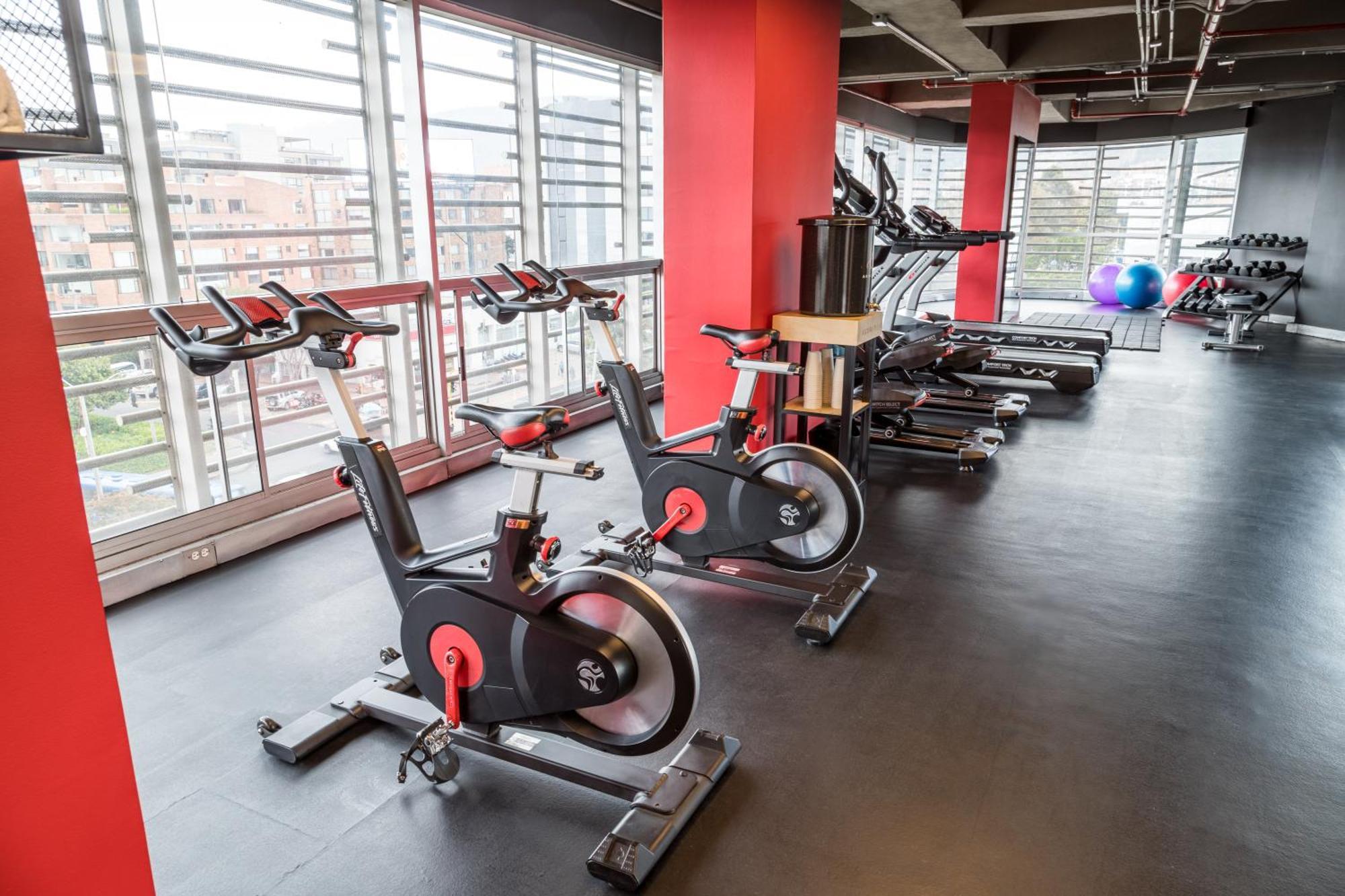 Sonesta Hotel Bogota Exterior photo The Fitness Centre at the University of Roehampton